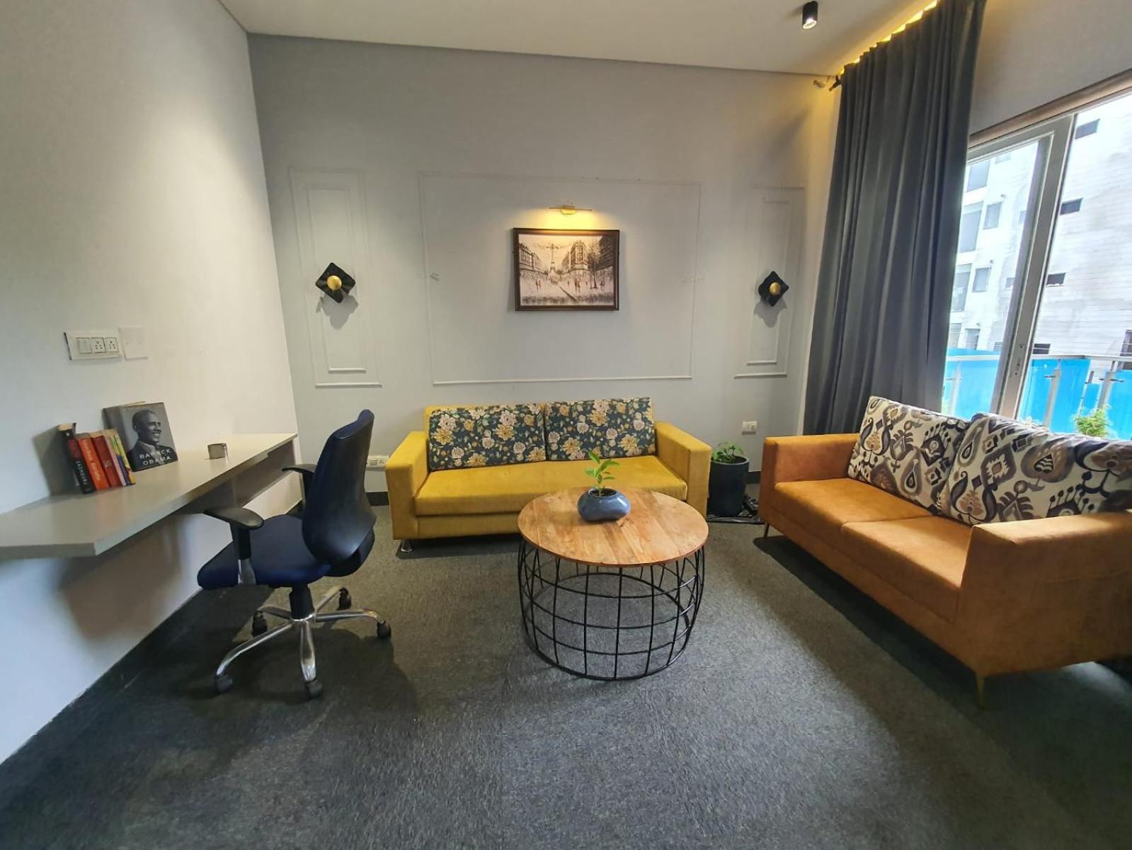 Mallenzo Suites Dlf Phase 1 Gurgáon Exteriér fotografie